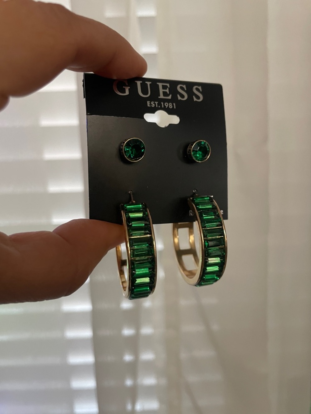 $32 NWT GUESS Gold-Tone Hoop & Stud Earring Set with Emerald Green Stones - Picture 2 of 8